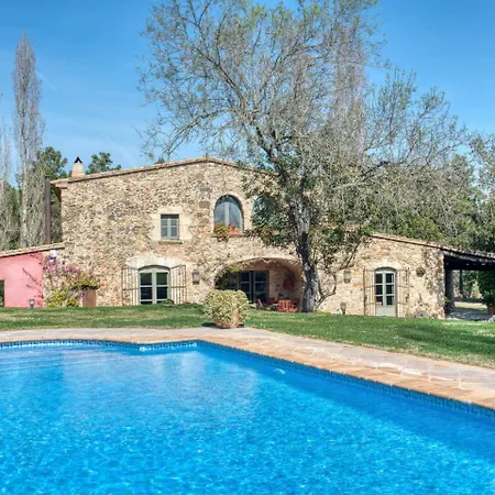 Masia Ras * Montrás