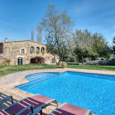Masia Ras * Montrás